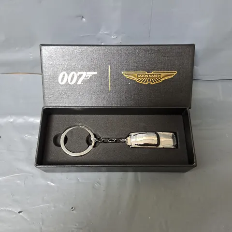 BOXED ASTON MARTIN DB5 KEYCHAIN