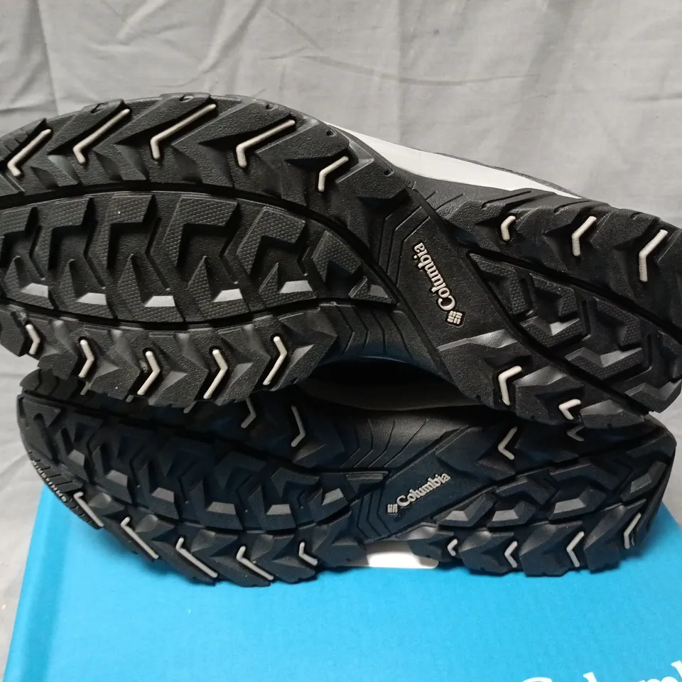 BOXED COLUMBIA CRESTWOOD MEN'S HIKING SHOES - GREY/BLACK, UK 10