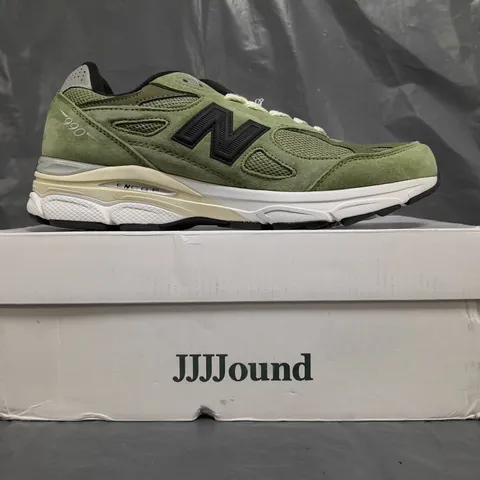 BOXED PAIR OF NEW BALANCE JJJJOUND TRAINERS IN GREEN SIZE UK 8.5