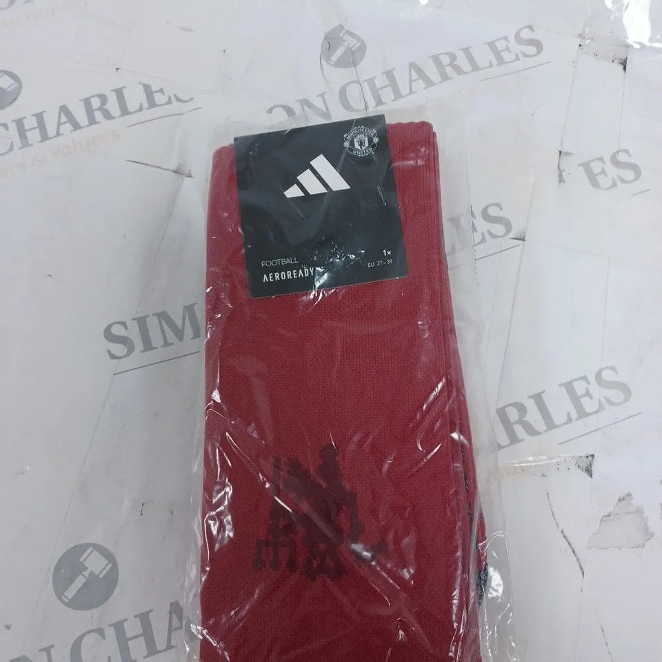 MAN UNITED ADIDAS FOOTBALL SOCKS SIZE SMALL 