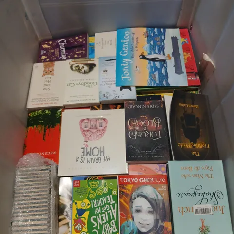 LARGE QUANTITY OF ASSORTED FICTION AND NON FICTION BOOKS