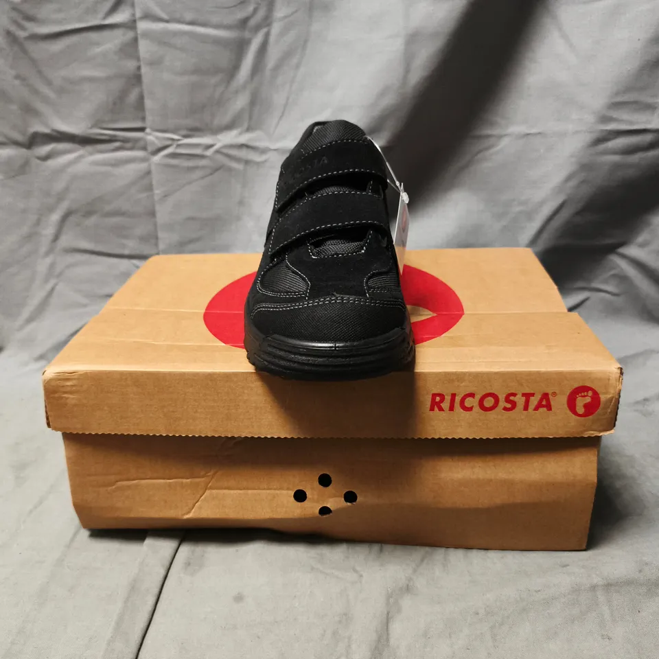 BOXED PAIR OF RICOSTA VELCRO STRAP SHOES IN BLACK SIZE EU 35