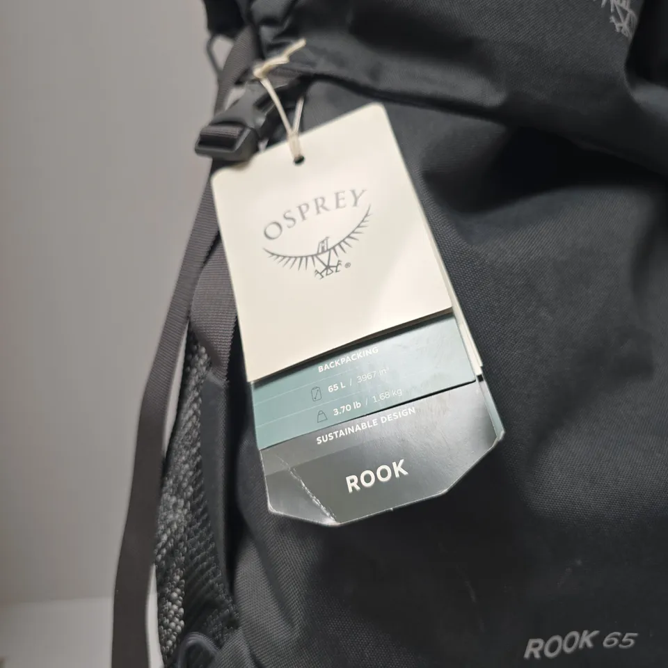 OSPREY ROOK 65 BACKPACK, 65L, BLACK - DAMAGED 