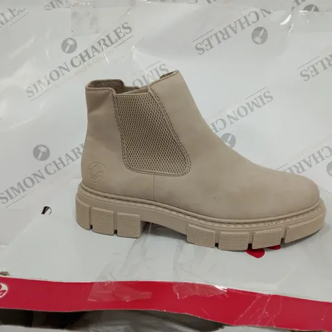 BOXED RIEKER CHUNKY ANKLE BOOTS, OFF WHITE - SIZE 6
