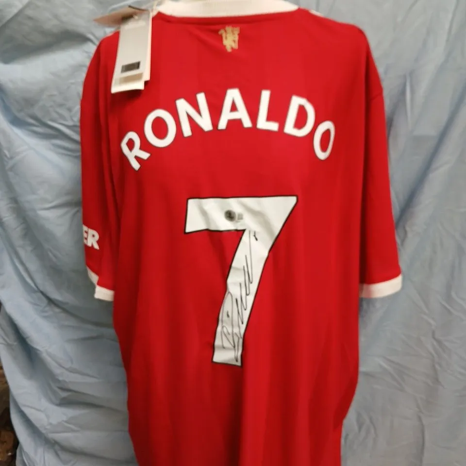 MANCHESTER UNITED FC SIGNED RONALDO 7 21/22 HOME JERSEY - 2XL
