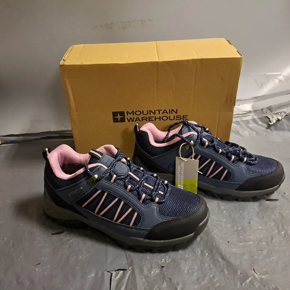 BOXED PAIR OF MOUNTAIN WAREHOUSE NAVY PATH WOMENS OUTDOOR WATERPROOF WALKING SHOE UK 6