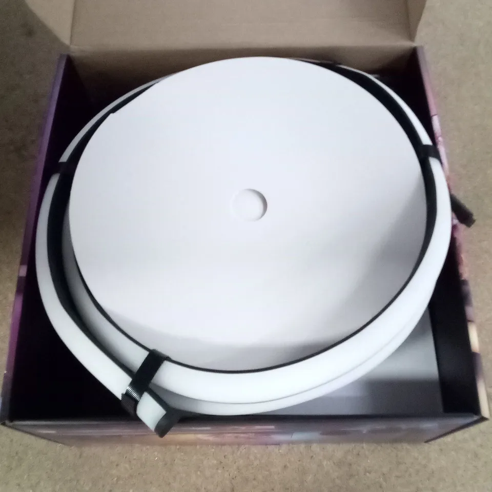 BOXED PHILLIPS HUE 55" LIGHT STRIP