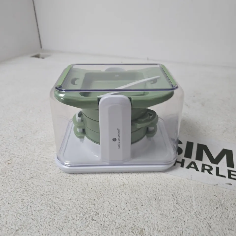 COOK'S ESSENTIALS GREEN KITCHEN FOOD CHOPPER - HAND-OPERATED
