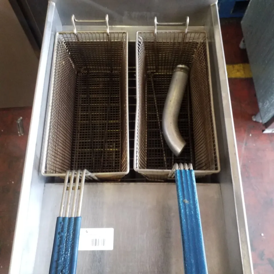 PITCO M35C FRYALATOR TWIN-TANK GAS FRYER