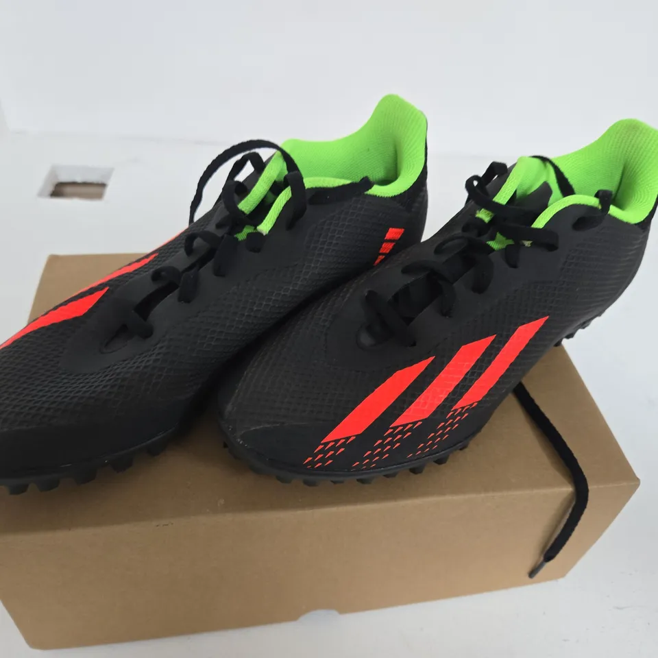 ADIDAS FOOTBALL BOOTS SIZE 9