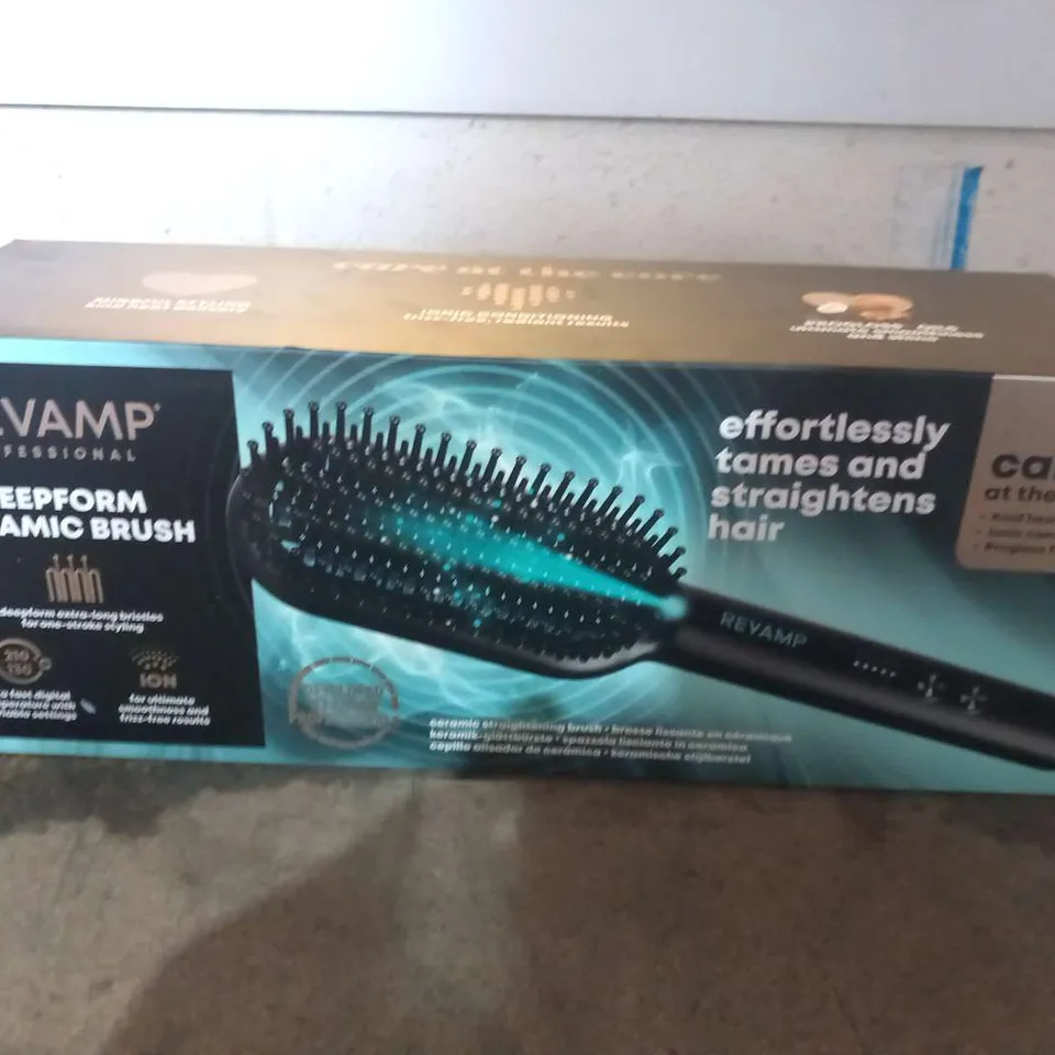 BOXED REVAMP PROFESSIONAL DEEPFORM CERAMIC BRUSH BR-2000X-GB