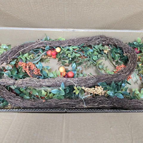 BOXED UNBRANDED DECORATIVE GARLAND