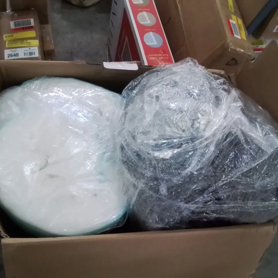 BOXED BOLSTER GREY DOG/PET BED