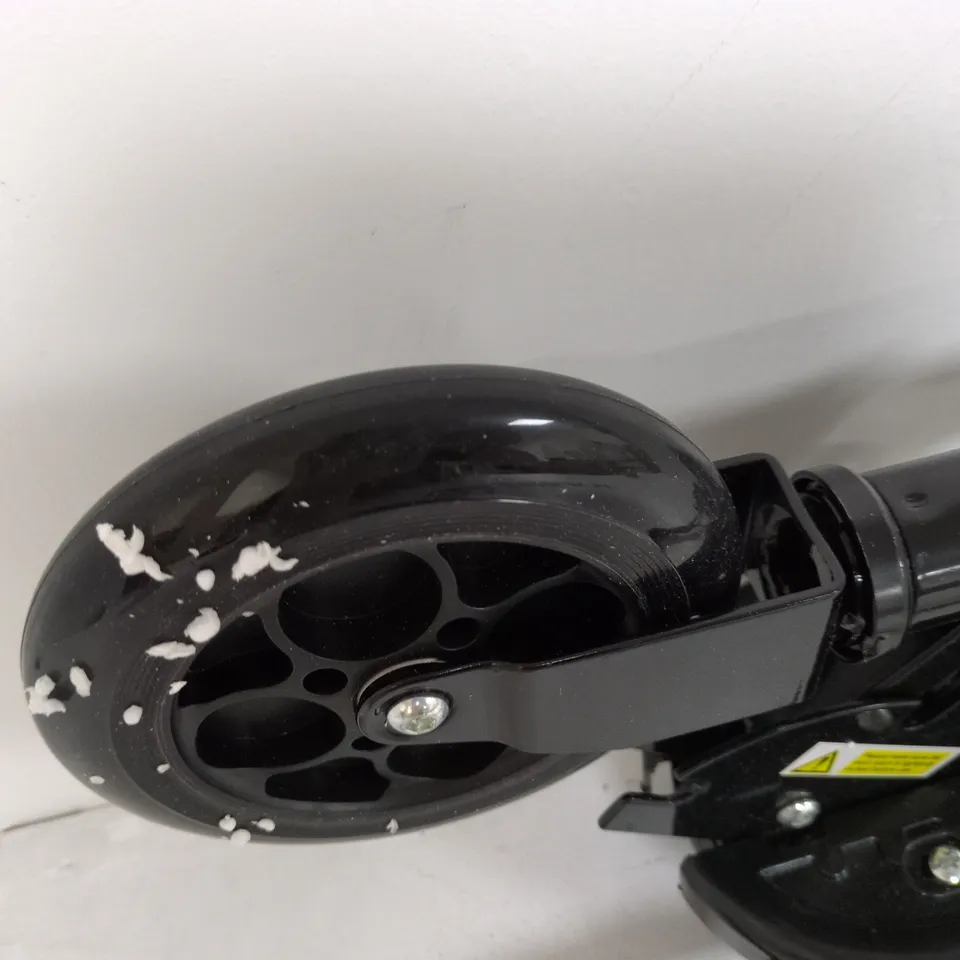 UNBOXED HOMECOM E-SCOOTER IN BLACK