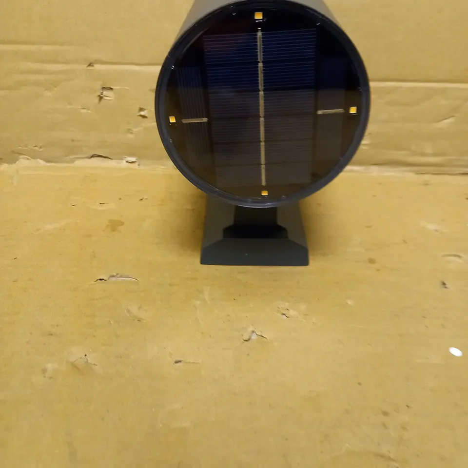 GRANTHAM UP & DOWN OUTDOOR SOLAR POWERED WALL LIGHT 