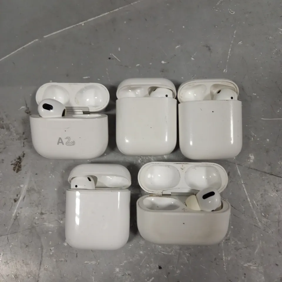 5 X APPLE AIRPOD WIRELESS EARPHONES WITH CHARGING CASES 