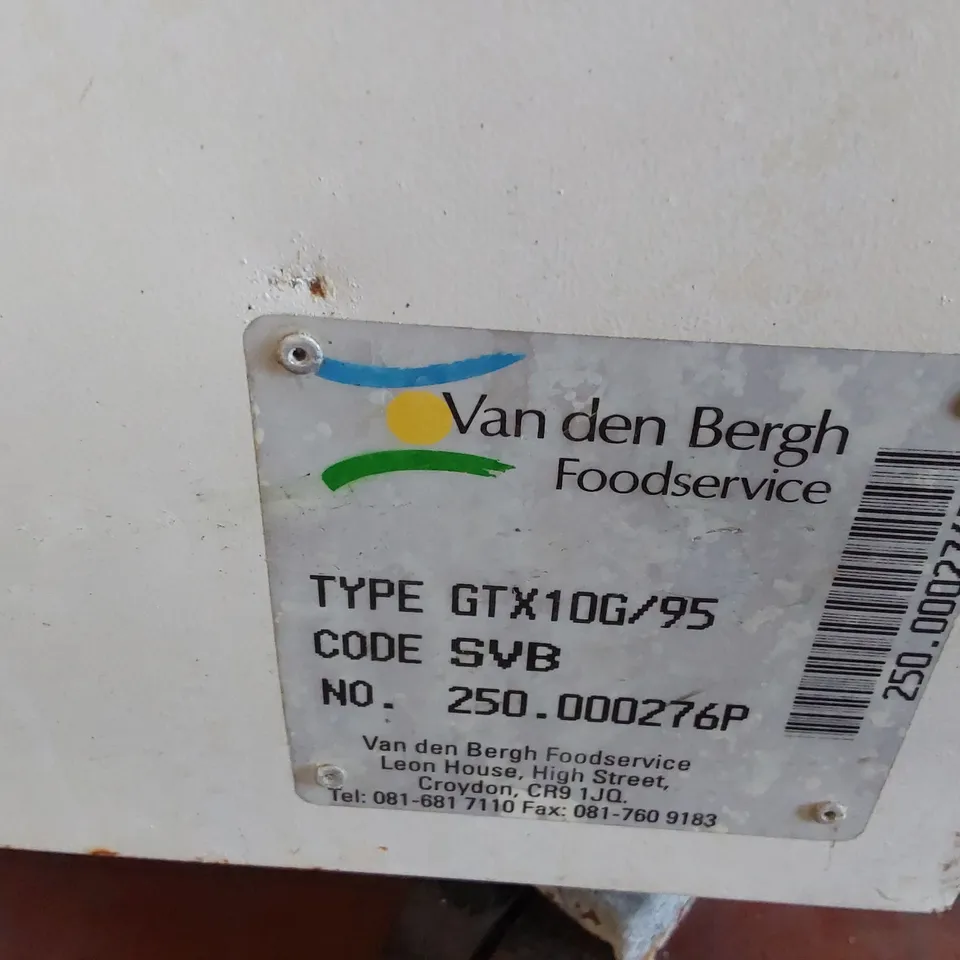 VAN DEN BERGH FOOD SERVICE COMMERCIAL COLD FOOD STORAGE CABINET