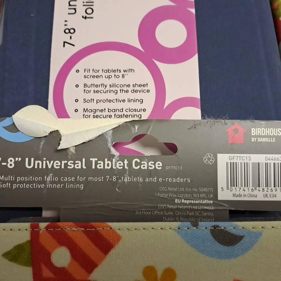 LOT OF 5 ASSORTED TABLET CASES IN VARIOUS SIZES