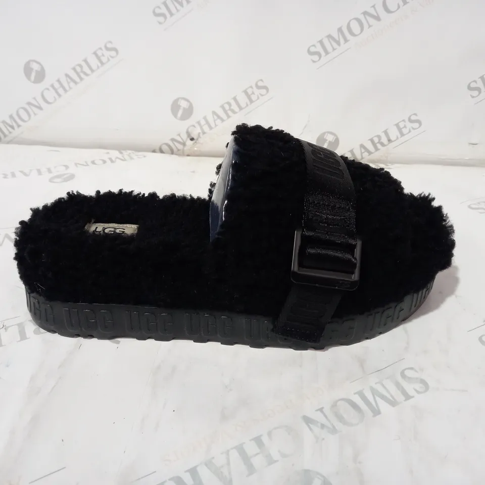 BLACK TEDDY FLEECE HIGH RISE SLIDER SIZE UNKNOWN