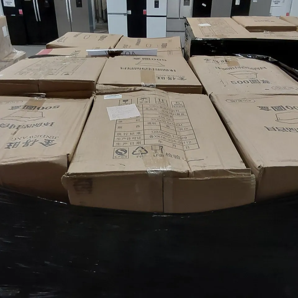 PALLET TO CONTAIN A LARGE ASSORTMENT OF SEALED FOOD CONTAINERS 