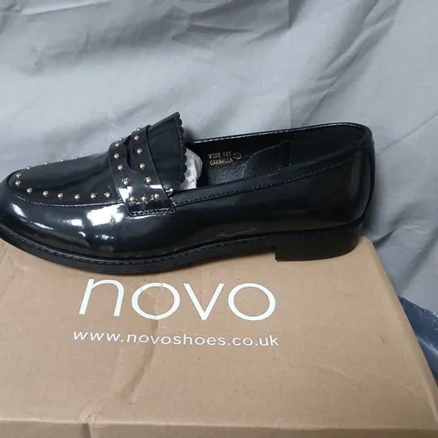 NOVO CARMELLA STUD DETAIL LOAFER – BLACK, WIDE FIT – UK 8