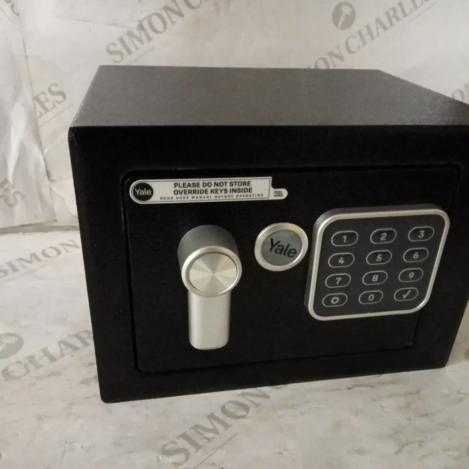 YALE ELECTRONIC SAFE MINI 