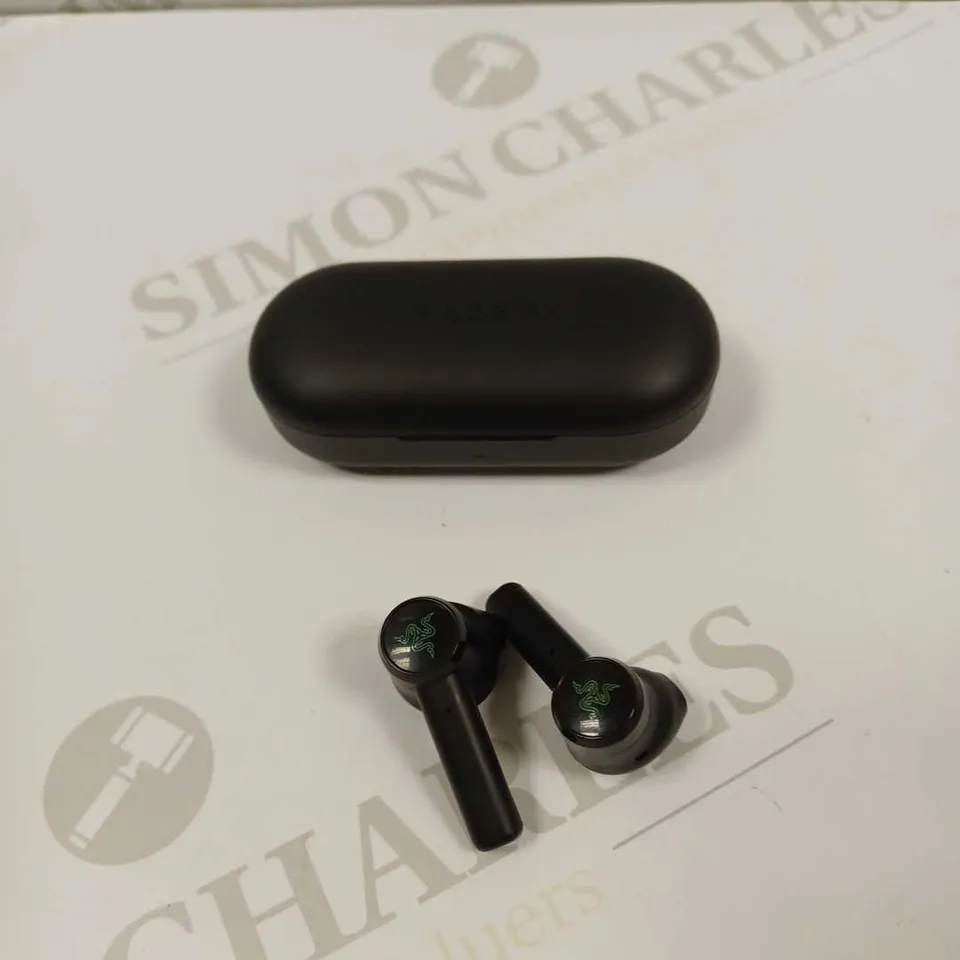RAZER HAMMERHEAD TRUE WIRELESS EARPHONES 