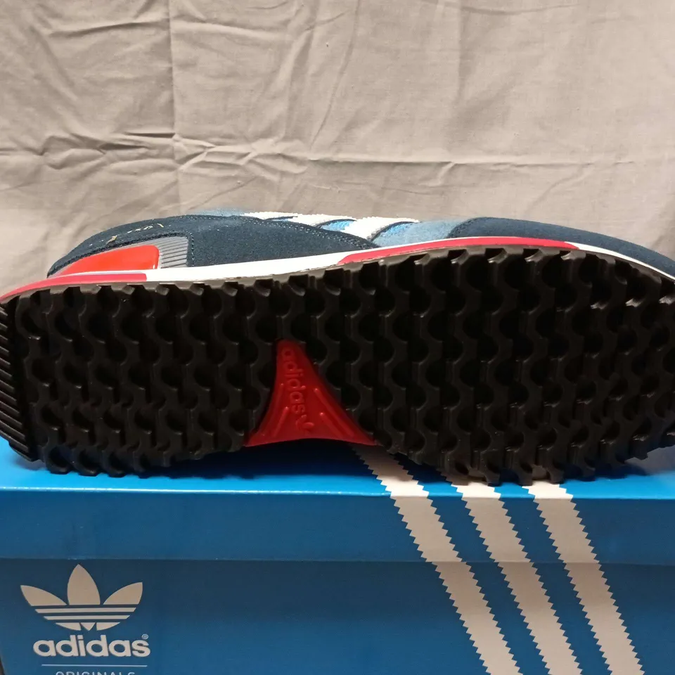 BOXED PAIR OF ADIDAS X750 MENS TRAINERS IN BLUE MULTI - UK 9.5
