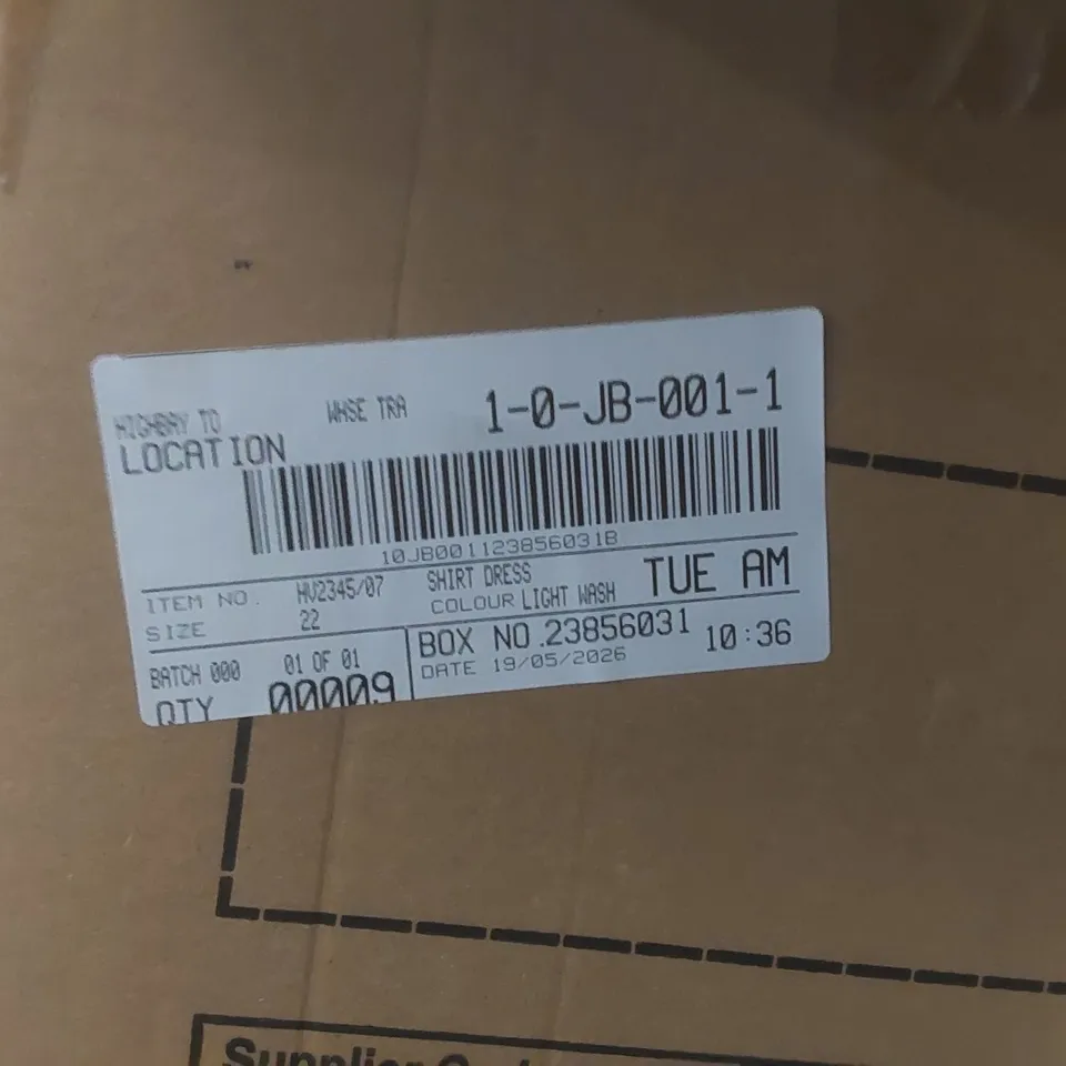 BOX CONTAINING APPROXIMATELY 9x BRAND NEW JD WILLIAMS LIGHT WASH DENIM SHIRT DRESSES - SIZE 22
