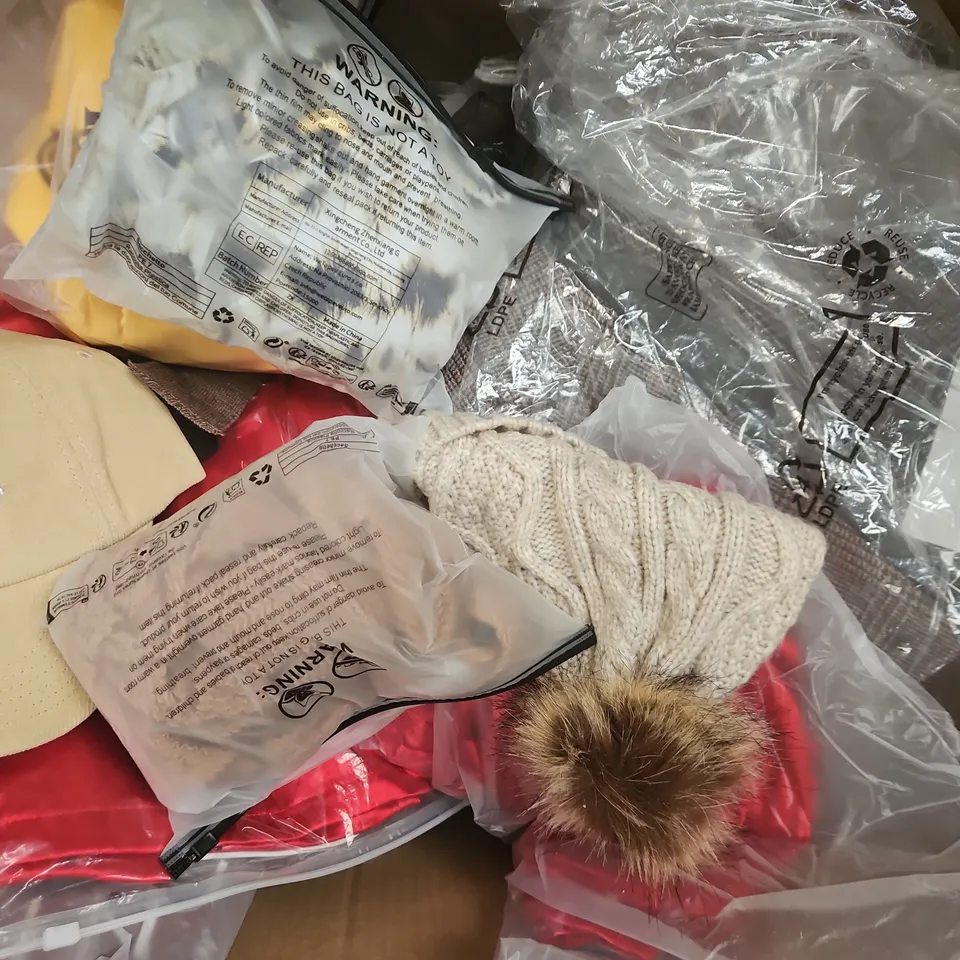 BOX OF APPROXIMATELY 20 ASSORTED CLOTHING AND FASHION PRODUCTS IN VARIOUS STYLES AND SIZES - COLLECTION ONLY