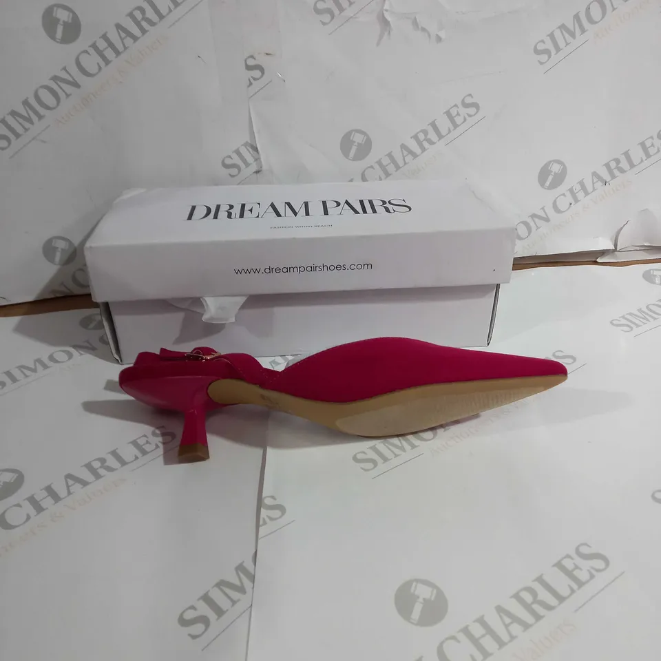 BOXED PAIR OF DREAM PAIRS HOT PINK HEEL SIZE UK 5 