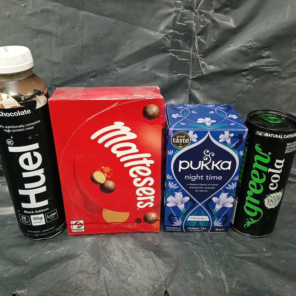 APPROXIMATELY 5 ASSORTED FOOD &DRINK ITEMS TO INCLUDE - HUEL, CHOCOLATE AND JUST FRIES - COLLECTION ONLY 