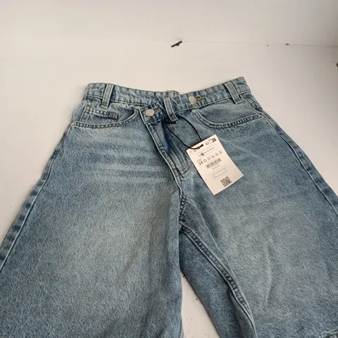 BERSHKA WOMEN’S DENIM SHORTS – EU 34 (US 2), TAG ATTACHED