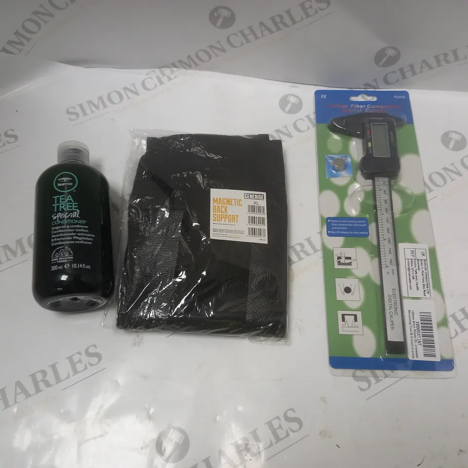 BOX OF APPROXIMATELY 20 HOUSEHOLD AND COSMETIC PRODUCTS TO INCLUDE LOREAL, TEATREE, REVITALE, ETC