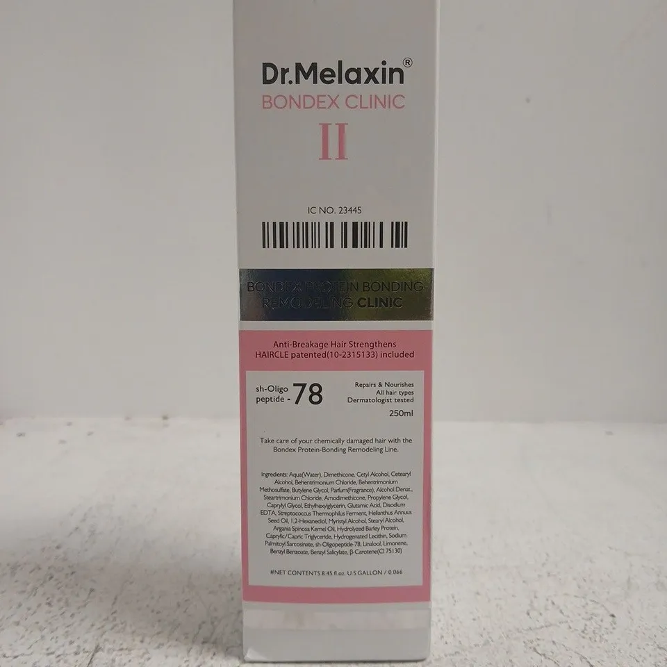 DR.MELAXIN BONDEX CLINIC II ANTI-BREAKAGE HAIR STRENGTHENING TREATMENT (250ML)