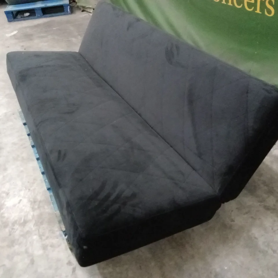 DESIGNER 3 SEATER VELVET FOLDING SOFA BED 