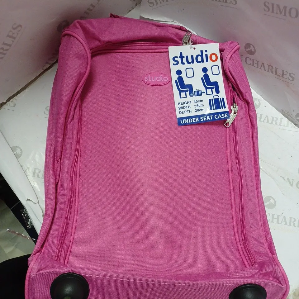 UNDERSEAT CABIN CASE PINK