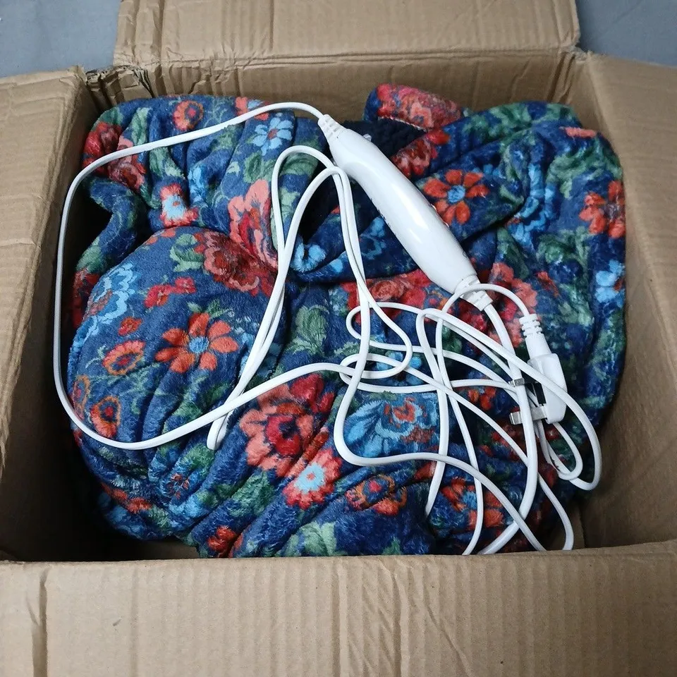 SARA BY SARA DAVIES SNUGGLY SHERPA HEATED THROW WITH 9 HEAT SETTINGS