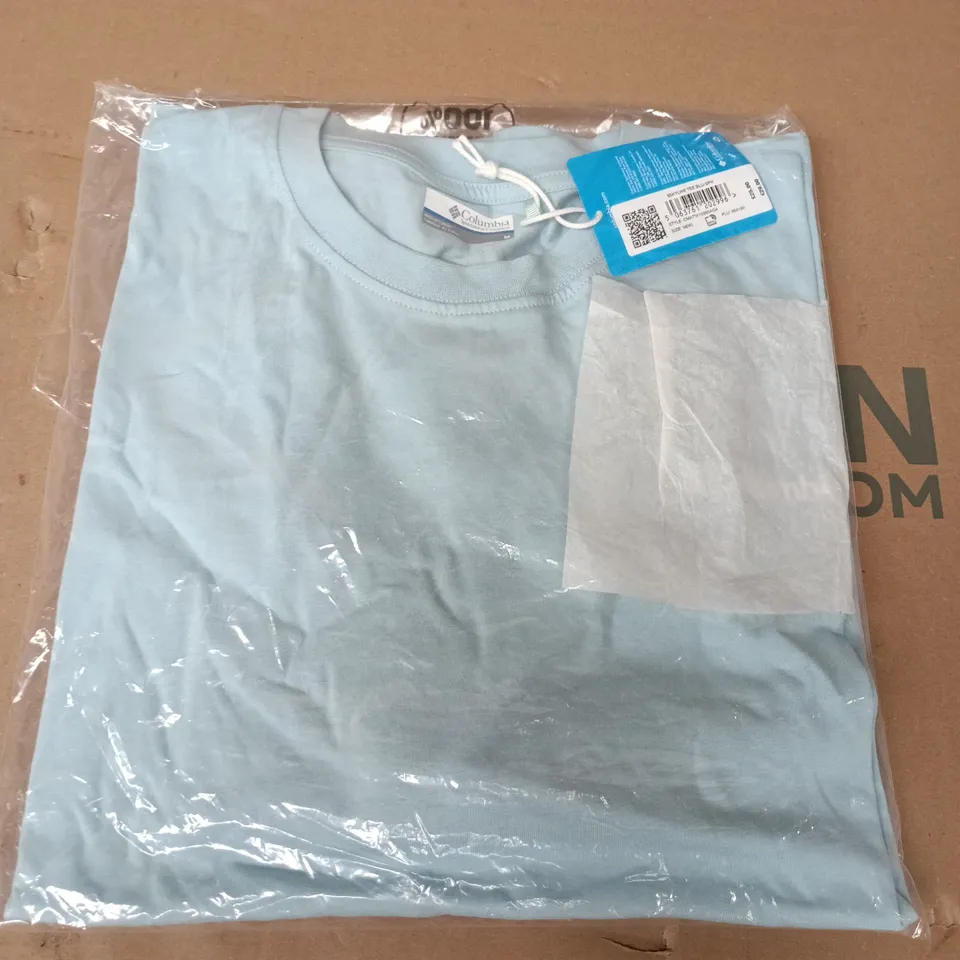 BAGGED COLUMBIA SKYLINE TEE IN LIGHT BLUE - MEDIUM