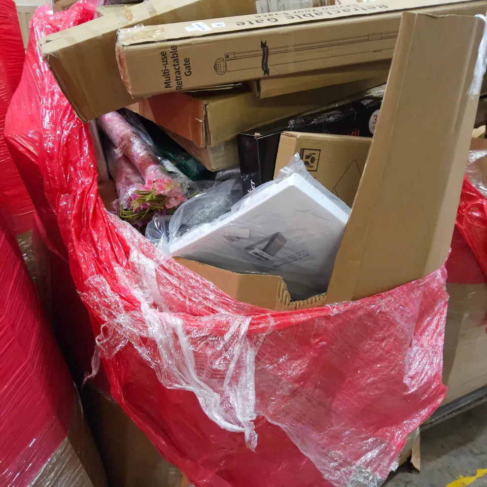 PALLET OF ASSORTED ITEMS TO INCLUDE, RETRACTABLE GATES, EXCERCISE MAT, TOILET SEATS, SAFE DARTS SET, BASKET BALL HOOPS, EUROPEAN FLAG GAME, 