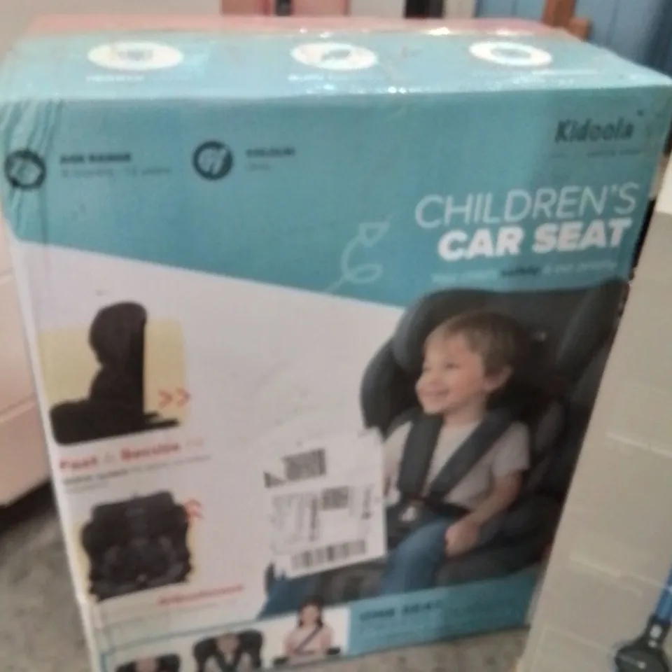 BOXED KIDOOLA CHILDREN'S CAR SEAT