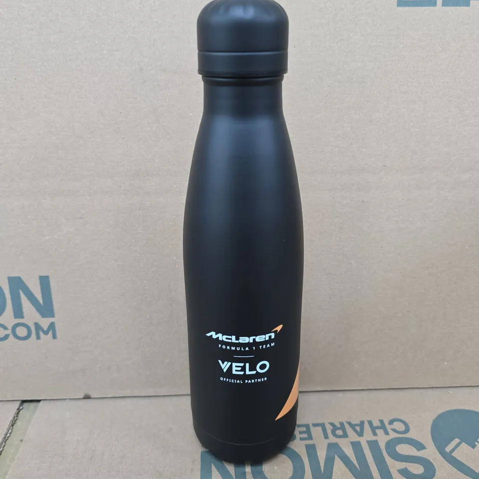 MCLAREN F1 TEAM LOGO MATT FINISH VACUUM INSULATED BOTTLE IN BLACK