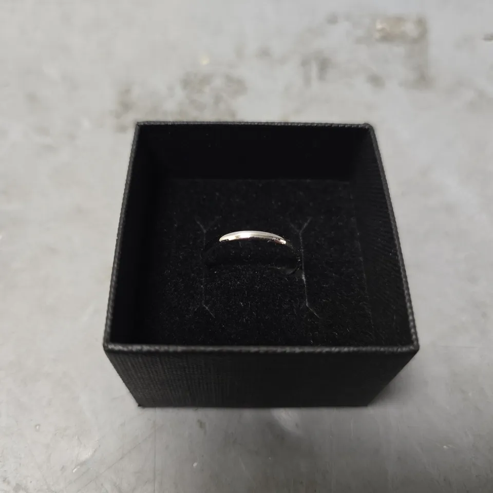 THE LOVE COLLECTION 9CT WHITE GOLD 2MM HEAVY D SHAPE BAND - SIZE UNSPECIFIED 