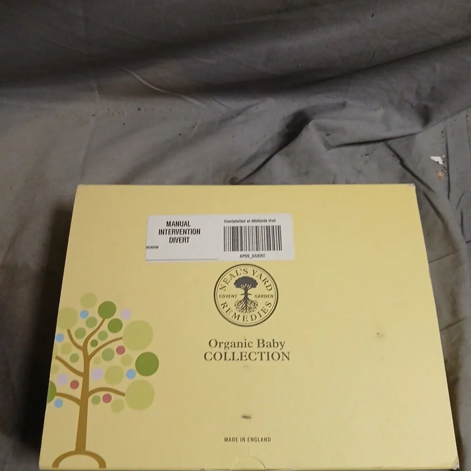 NEAL'S YARD REMEDIES ORGANIC BABY COLLECTION - BABY SHAMPOO, BALM & OIL (BOXED)