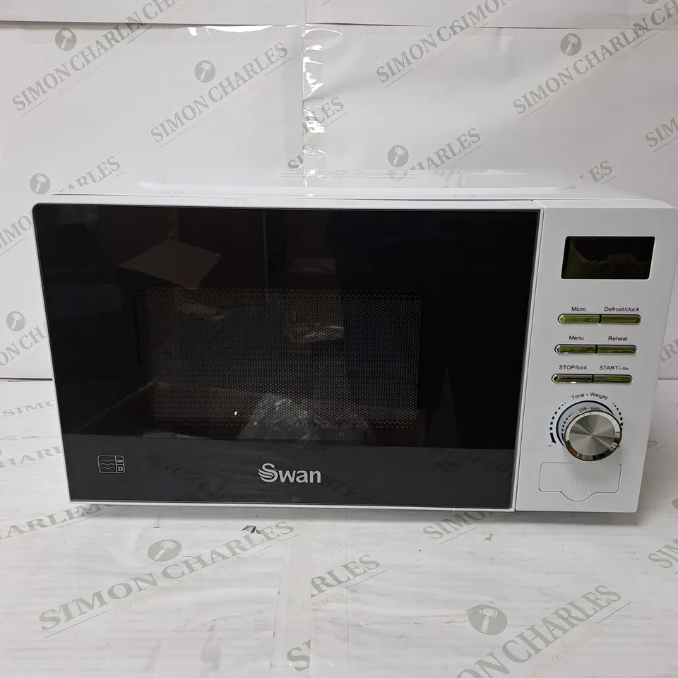 BOXED SWAN 20L 700W DIGITAL MICROWAVE - WHITE RRP £64