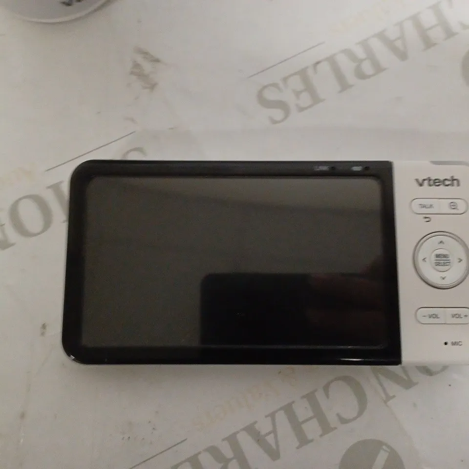 VTECH SECURITY KIT INCLUDING CAMERA AND SCREEN