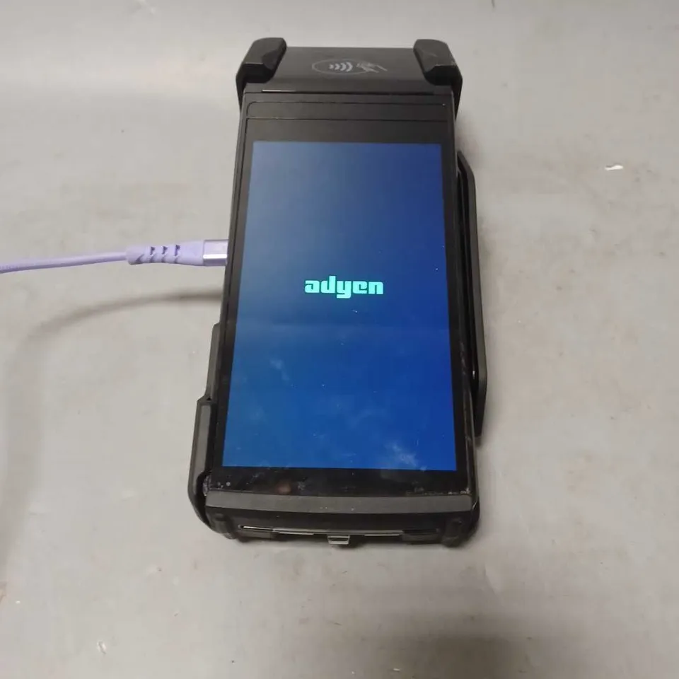 ADYEN CARD READER IN BLACK