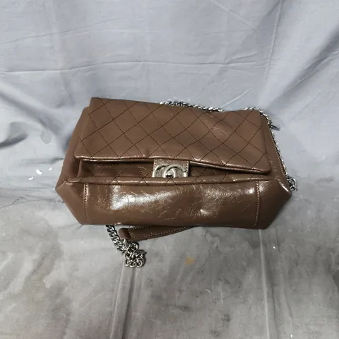 BROWN QUILTED LEATHER HANDBAG WITH CHAIN STRAP AND TURN-LOCK CLASP