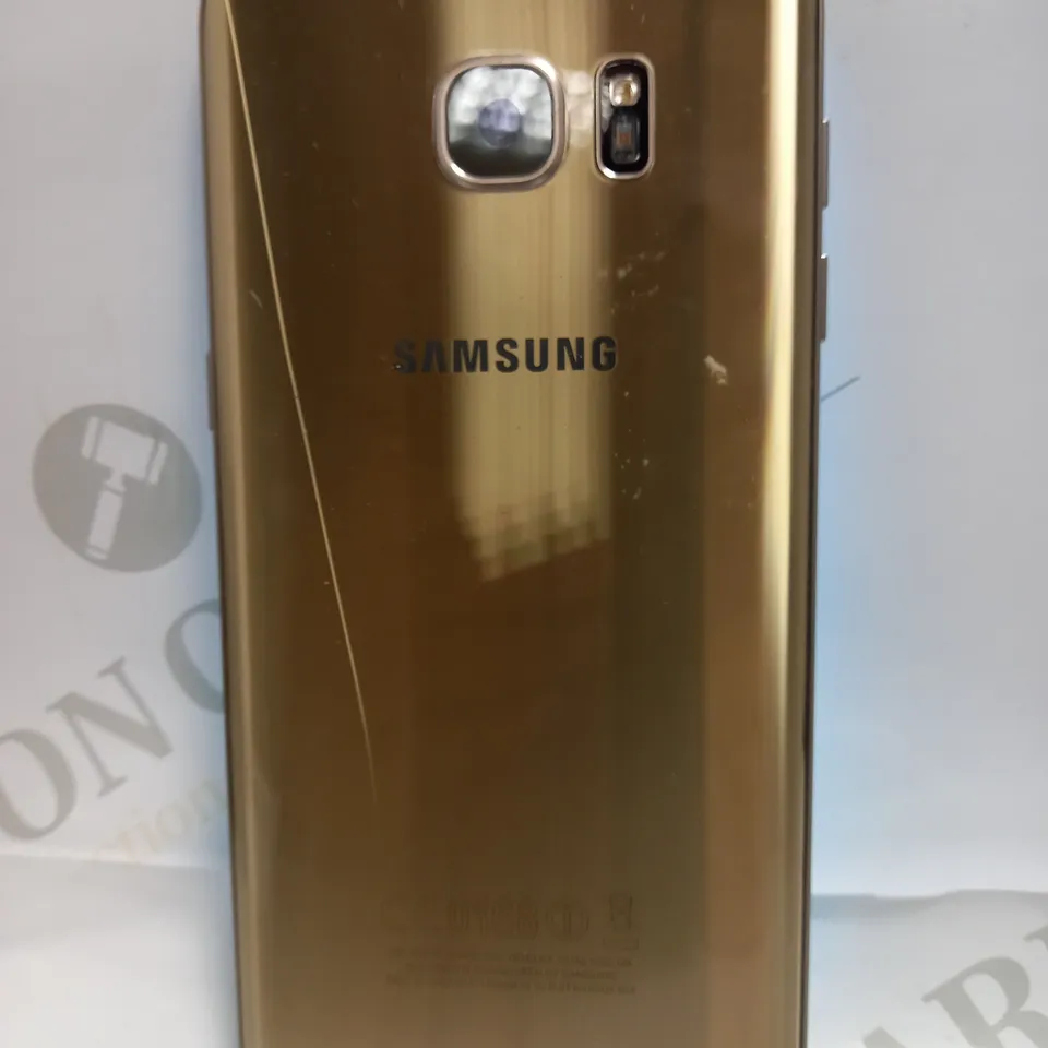 SAMSUNG GALAXY S7 EDGE MOBILE PHONE IN GOLD