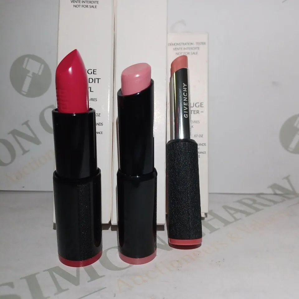 BOX OF APPROX 10 ASSORTED GIVENCHY TESTER LIPSTICKS - 23 FUCHSIA-IN-THE-KNOW, 03 MUTIN, 201 ROSE ARISTOCRATE. ETC